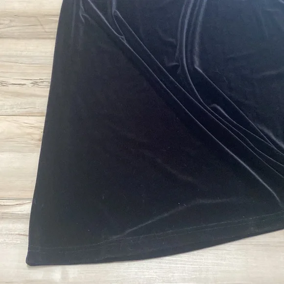 Cedar Canyon Clothing Company Womens M Black Velvet Maxi Skirt. - Picture 5 of 5